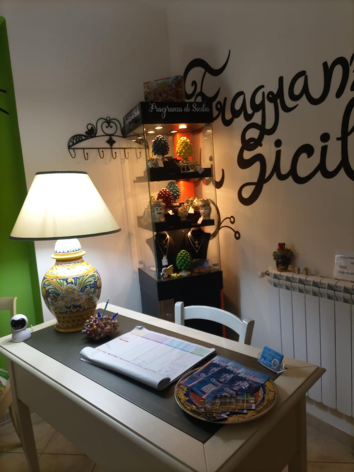 B&B Fragranza Di Sicilia Giardini Naxos Eksteriør bilde